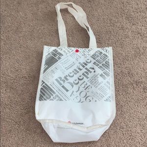 Lululemon bag